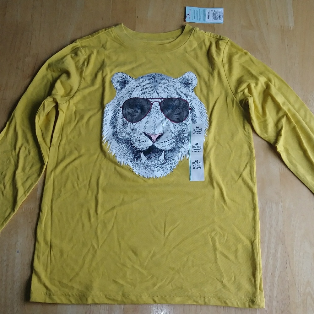 New boys longsleeve shirt size M 8-10